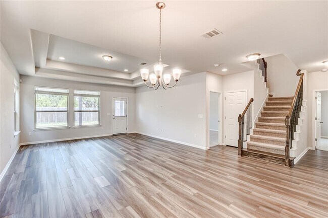 Building Photo - 425 Arrowhead Vine St