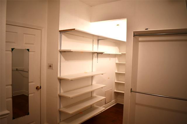 Building Photo - 908 McCoy Dr