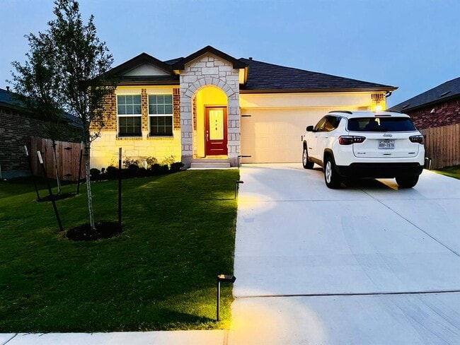 Primary Photo - 5416 Bellissima Way