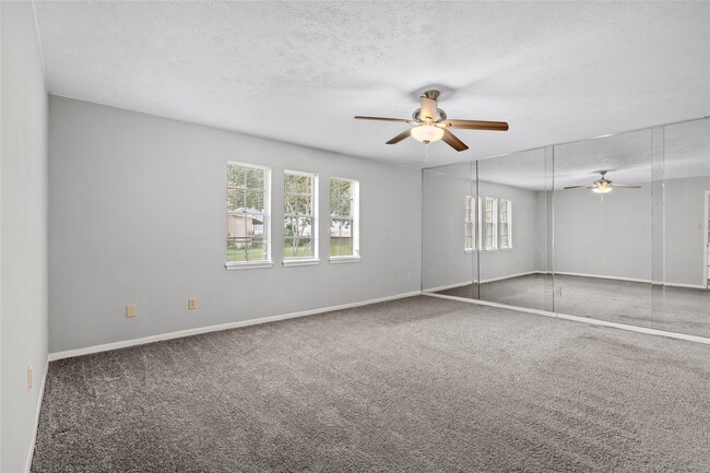 Building Photo - 53 River Creek Way