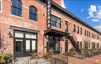 Building Photo - Stunning 1 BR/1 BA Condo in Truxton Circle!