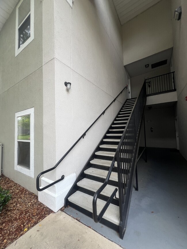 Building Photo - 6100 Maggies Cir