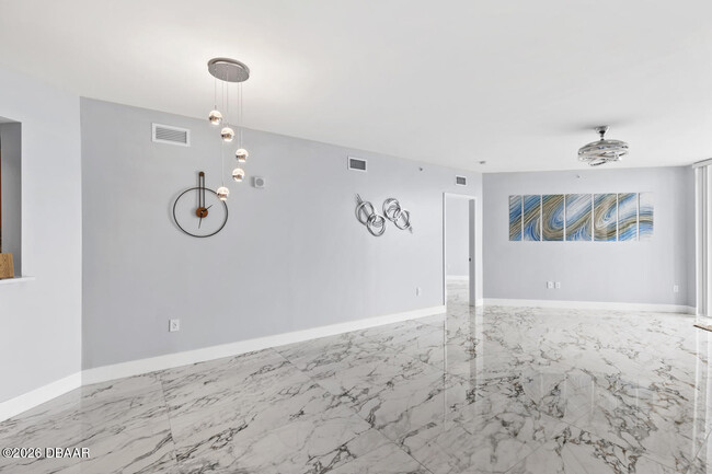 Building Photo - 241 Riverside Dr