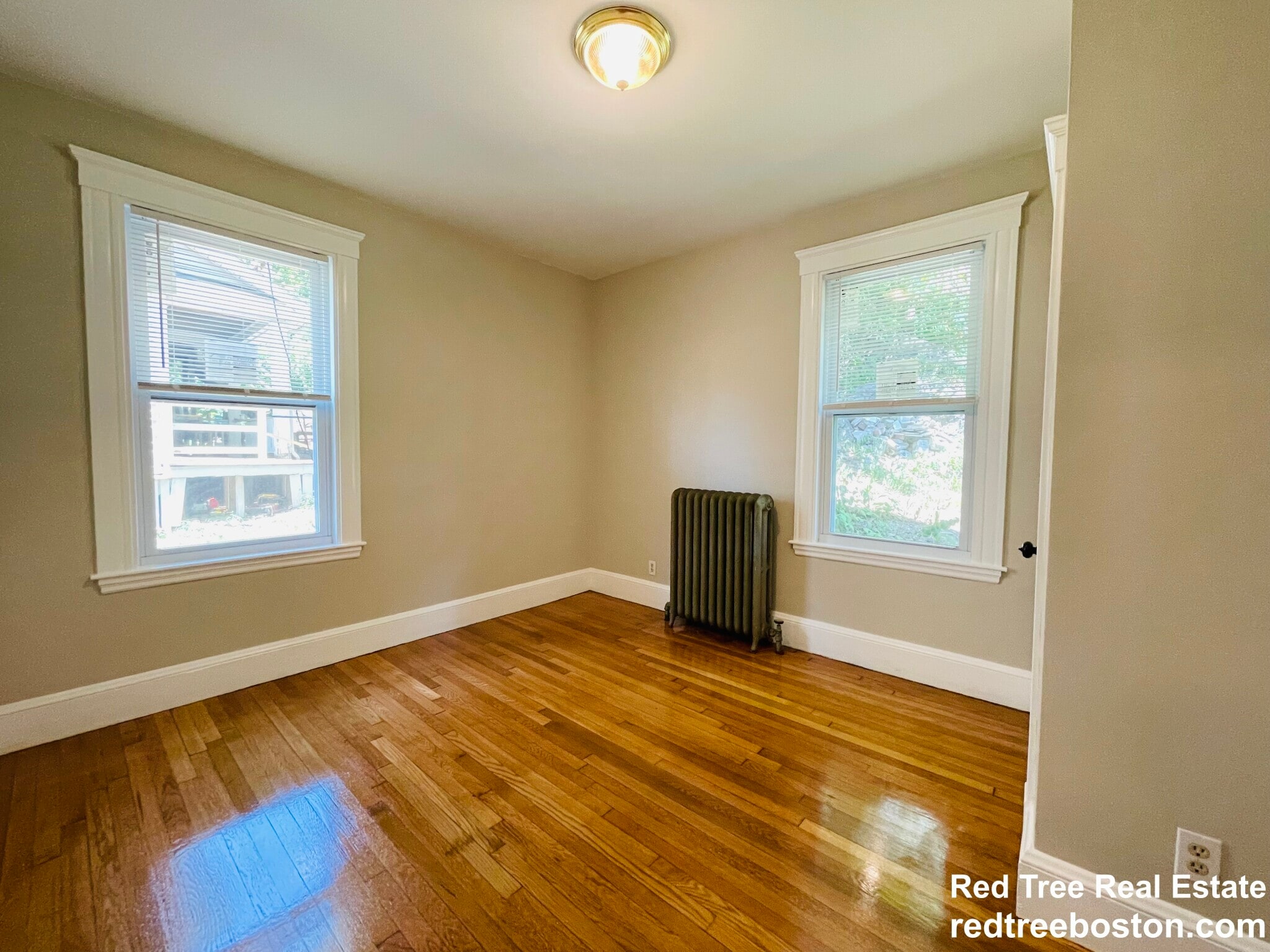 Building Photo - 187 Fellsway W