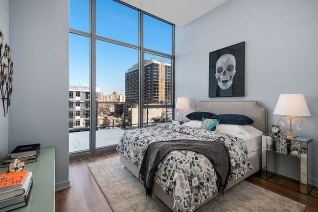 Building Photo - 858 N Orleans St