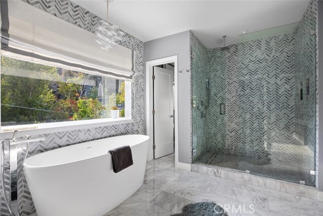 Building Photo - 1514 Sunset Plaza Dr