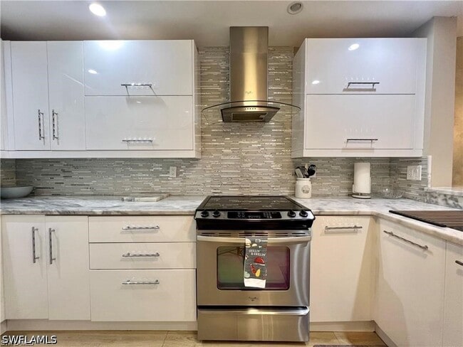 Building Photo - 1120 Sarah Jean Cir