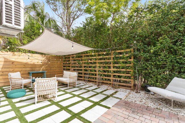 Building Photo - 101 NE 47th St