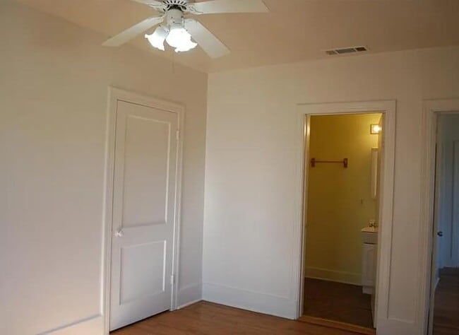 Building Photo - 4722 Depew Ave