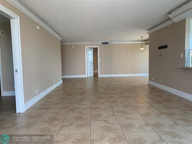 Building Photo - 1360 S Ocean Blvd