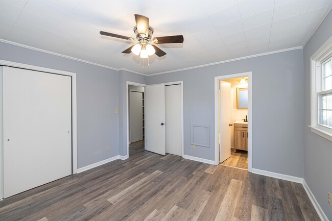 Building Photo - 6381 NC-73