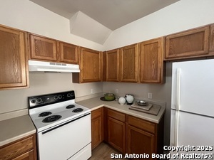 Building Photo - 5811 Golf Bend