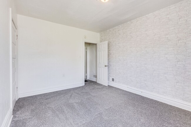 Building Photo - 610 Ceres Wy