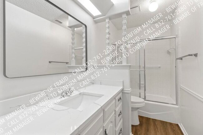 Building Photo - 4536 Jenning Dr