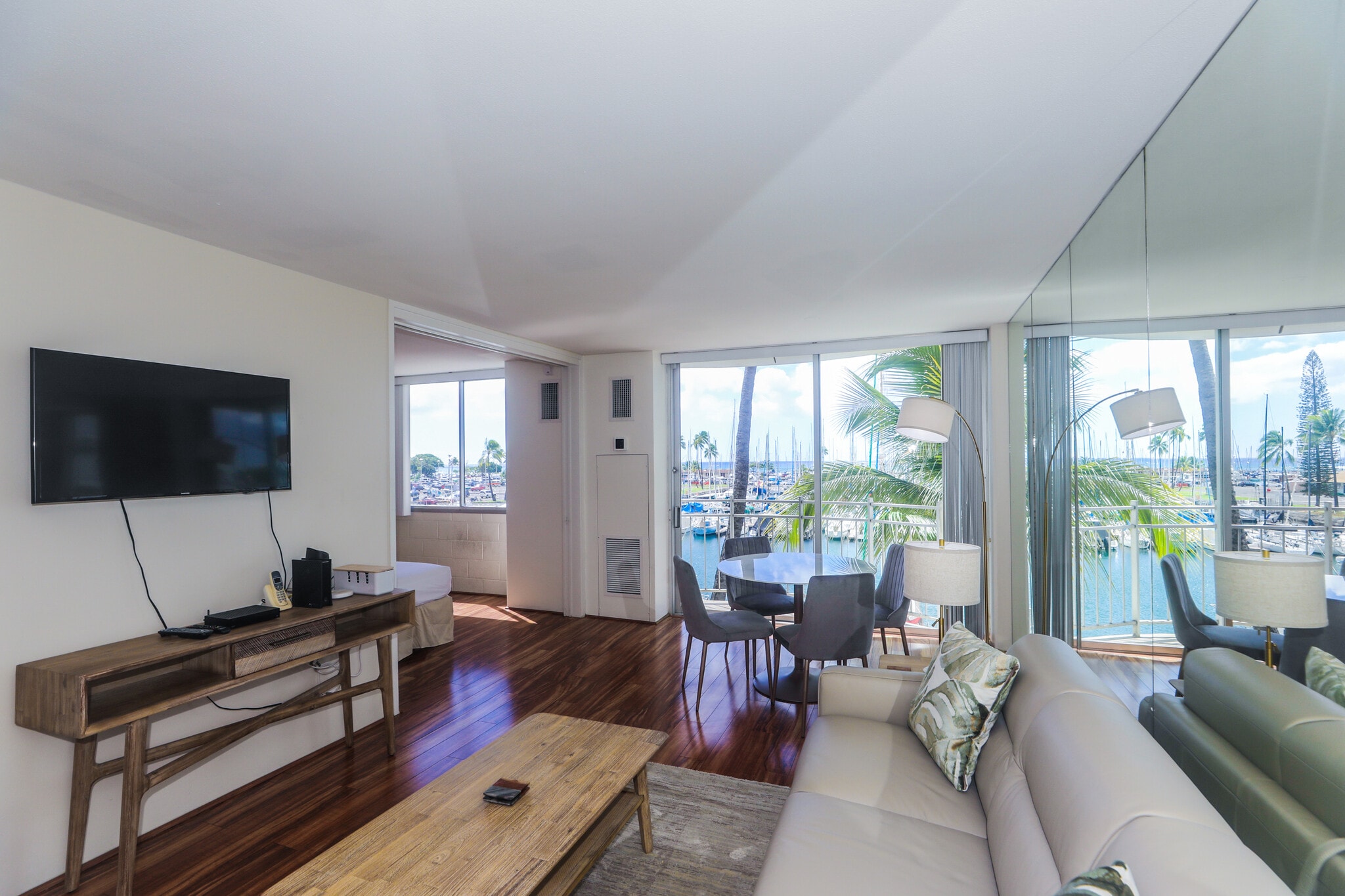 Building Photo - 1765 Ala Moana Blvd