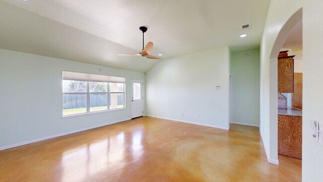 Building Photo - GORGEOUS HOME IN NOLANVILLE CLOSE TO FORT ...