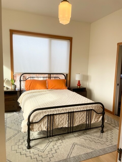 Building Photo - 231 NE Hancock St