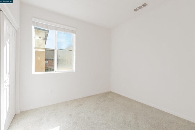 Building Photo - 3091 Madsen St