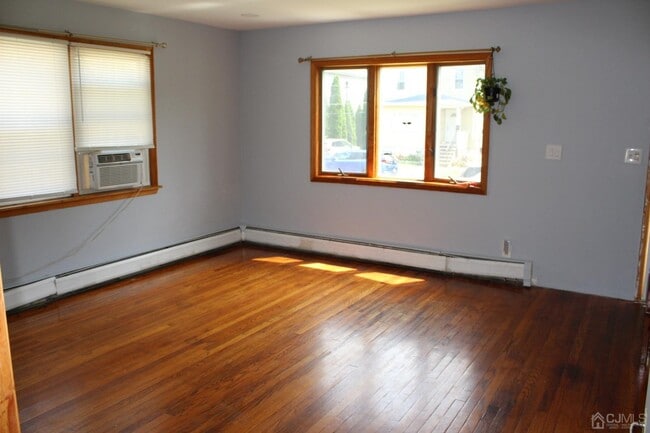 Building Photo - 185 Ridgeley Ave