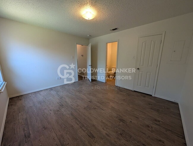 Building Photo - 2409 87th St