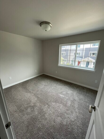 Building Photo - 1615 Sunup Loop