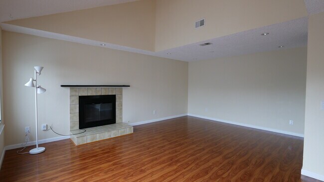 Living Room - 318 Barbara Ln