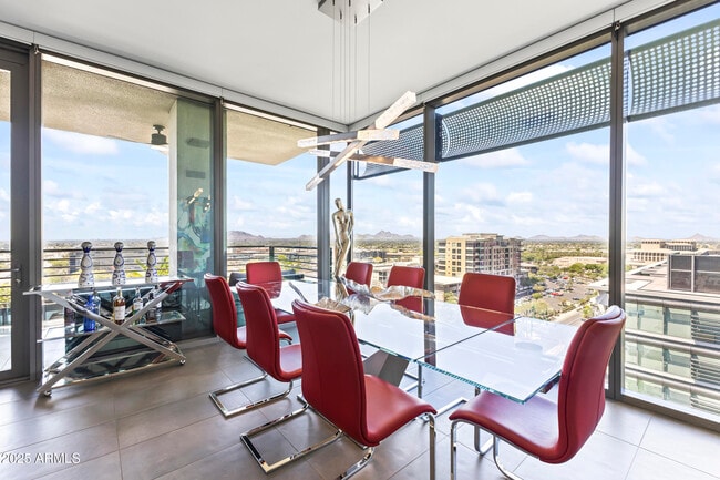 Building Photo - 7180 E Kierland Blvd