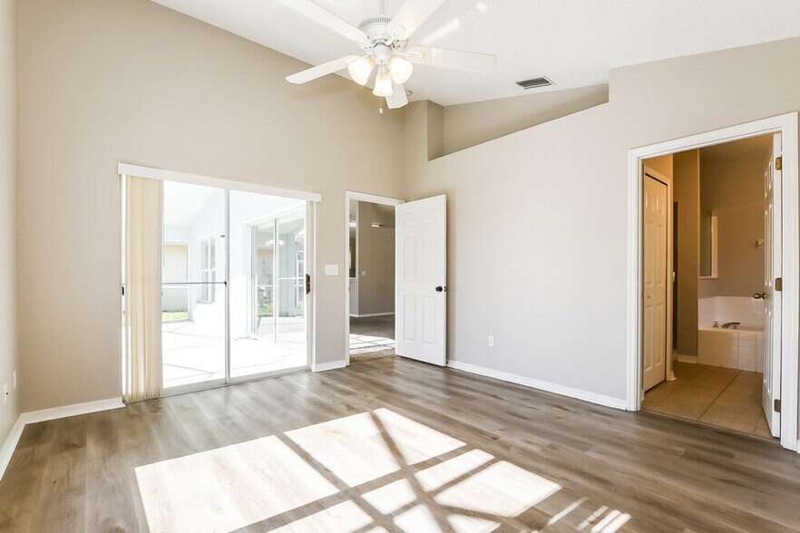 Building Photo - 234 Bay Meadow Dr