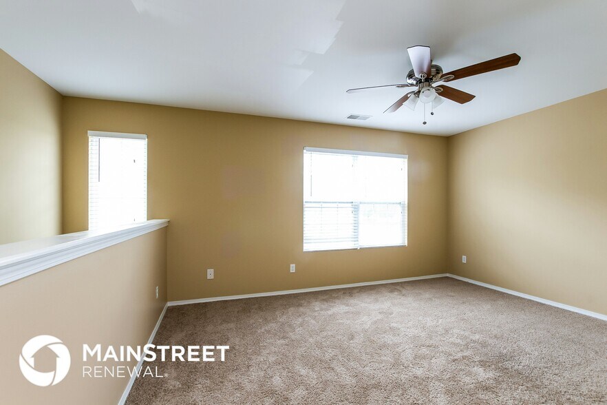 Building Photo - 4490 Westhill Pl