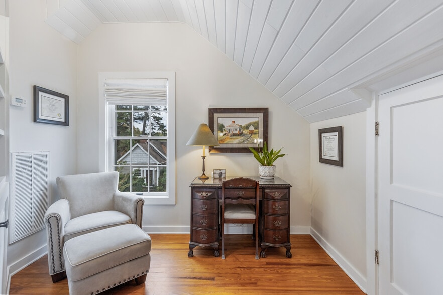 Building Photo - 507 Georgetown Rd NW