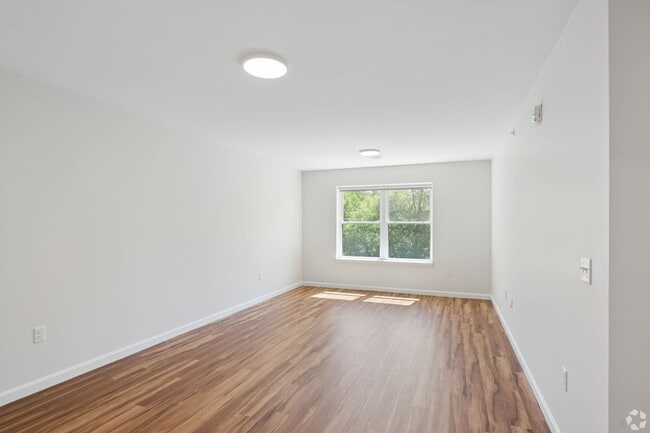Building Photo - Discover Your New 1-Bedroom Sanctuary