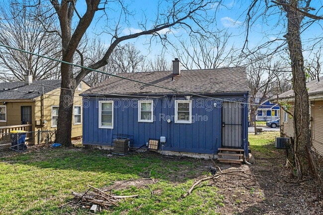 Building Photo - 7036 Bellefontaine Ave