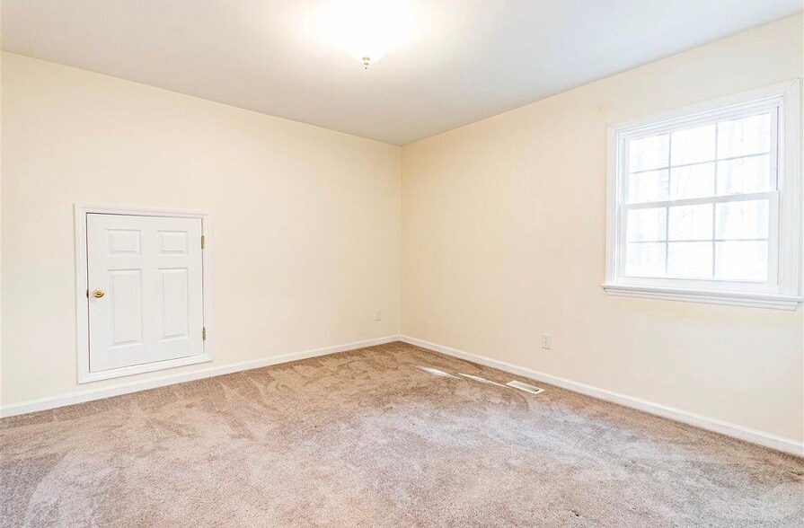 Building Photo - 6504 Hammersmith Dr