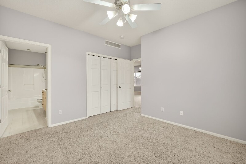 Building Photo - 1340 SE Florence Dr