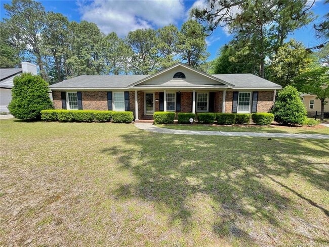 Building Photo - 2514 Dartmouth Dr