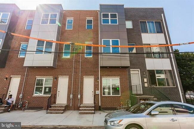 Building Photo - 146 W Wildey St