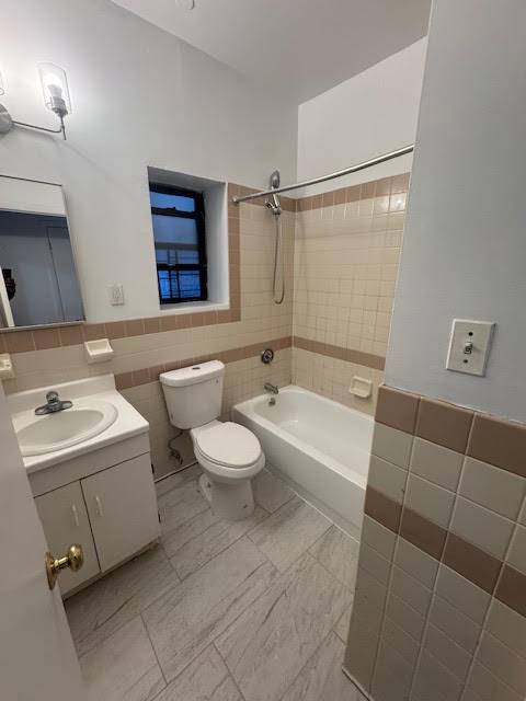 Building Photo - 1129 Prospect Ave