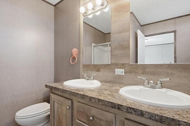 Building Photo - 438 Benjamin Ln