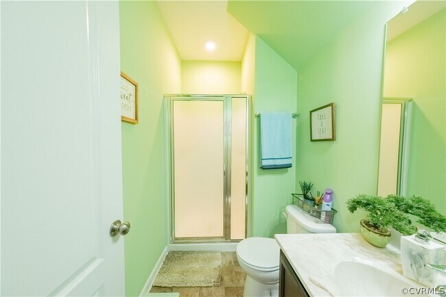 Building Photo - 9535 Thornecrest Dr