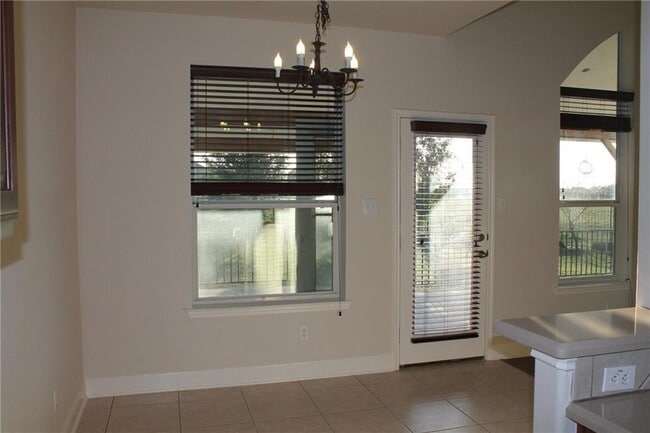 Building Photo - 2513 Rusk Ct