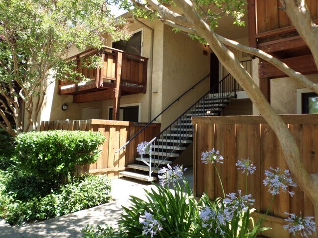 Primary Photo - Now leasing beautiful one bedroom home!