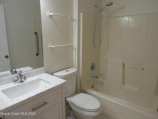 Building Photo - 1904 Brookside St NE