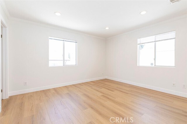Building Photo - 10531 Greenburn Ave