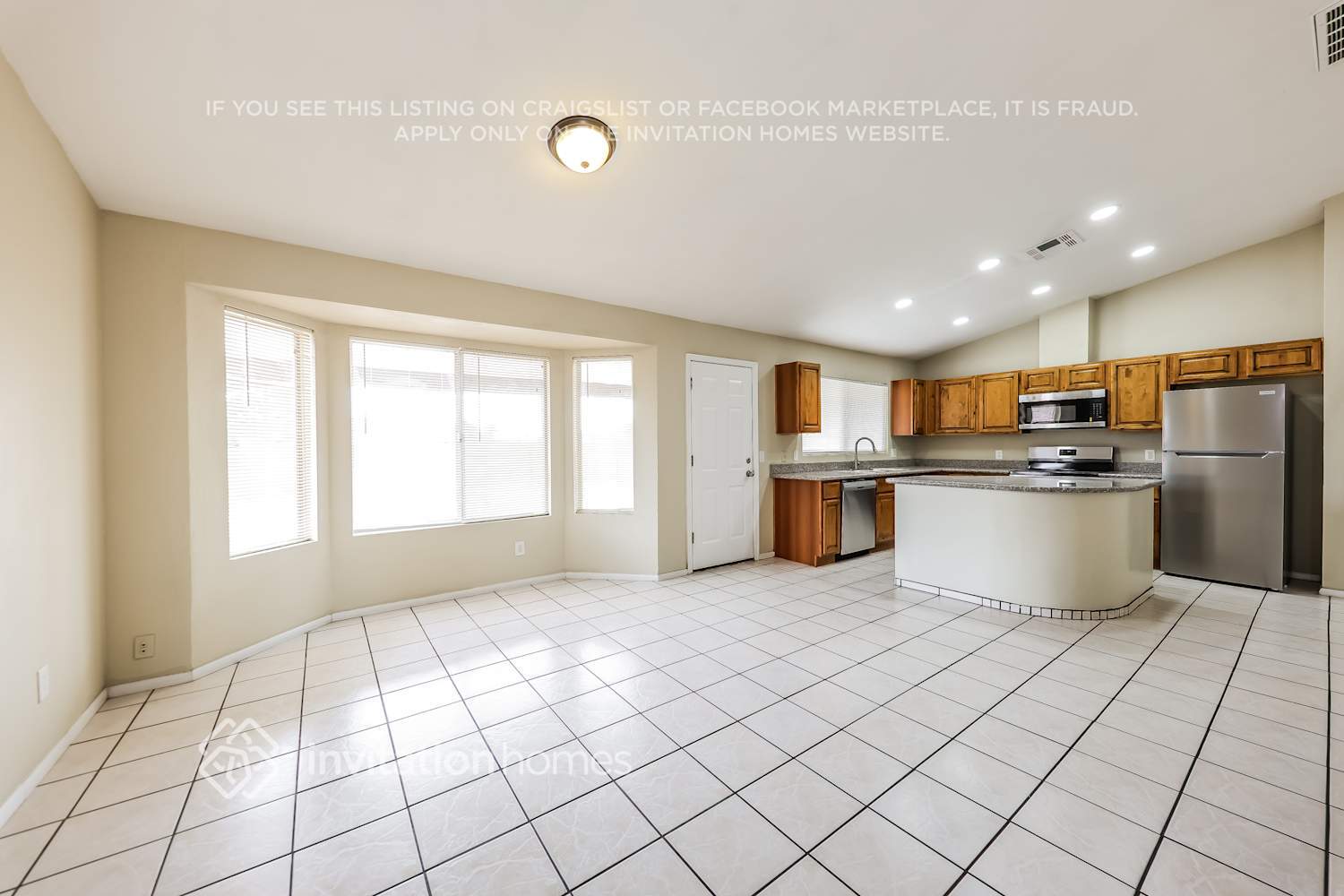 Building Photo - 6501 W Cheryl Dr