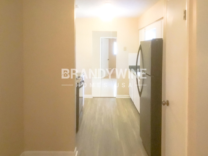 Building Photo - 1608 Robin Ln