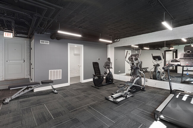 Building Photo - 1558.5 W Juneway Terrace