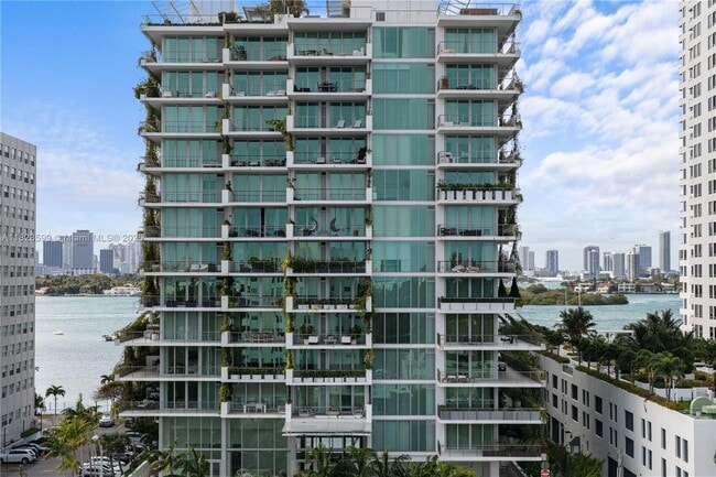 Building Photo - 1300 Alton Rd