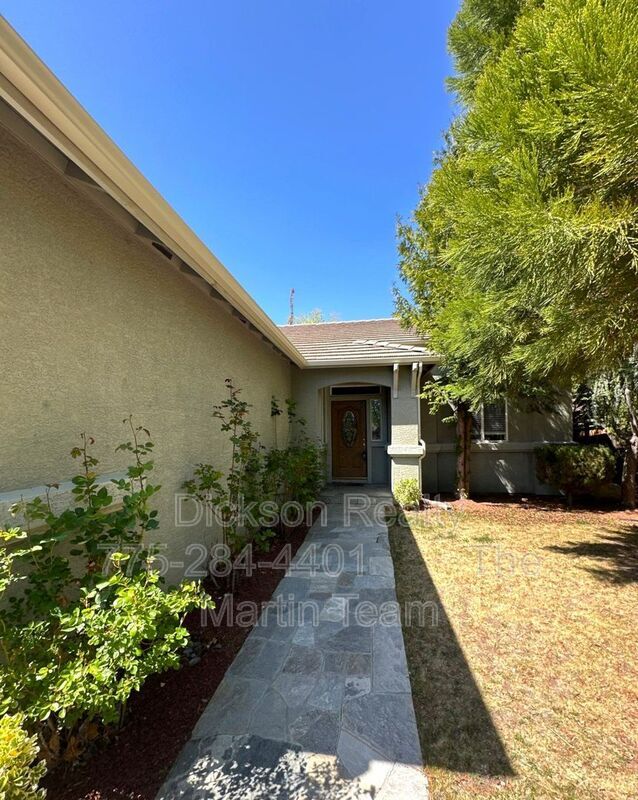 Primary Photo - 2662 Pride Dr