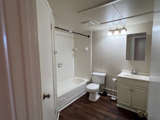 Building Photo - 465 Forestway Cir