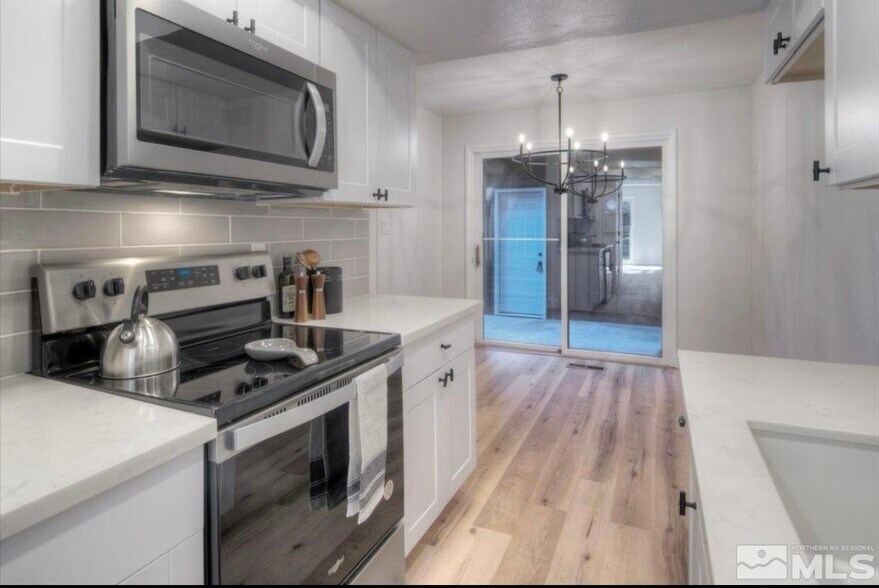 Building Photo - 2014 Branch Ln